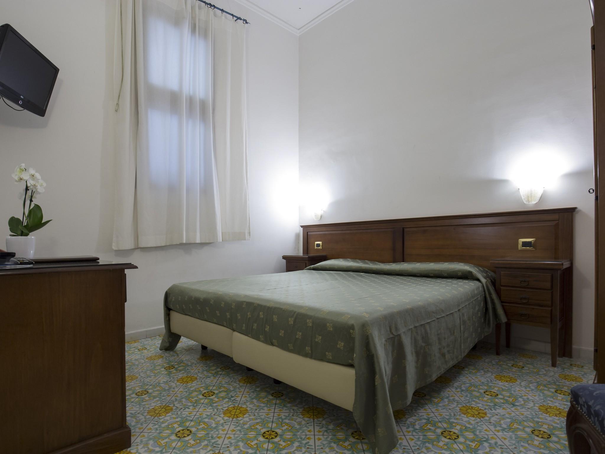 La Panoramica Hotel Castellammare di Stabia Buitenkant foto