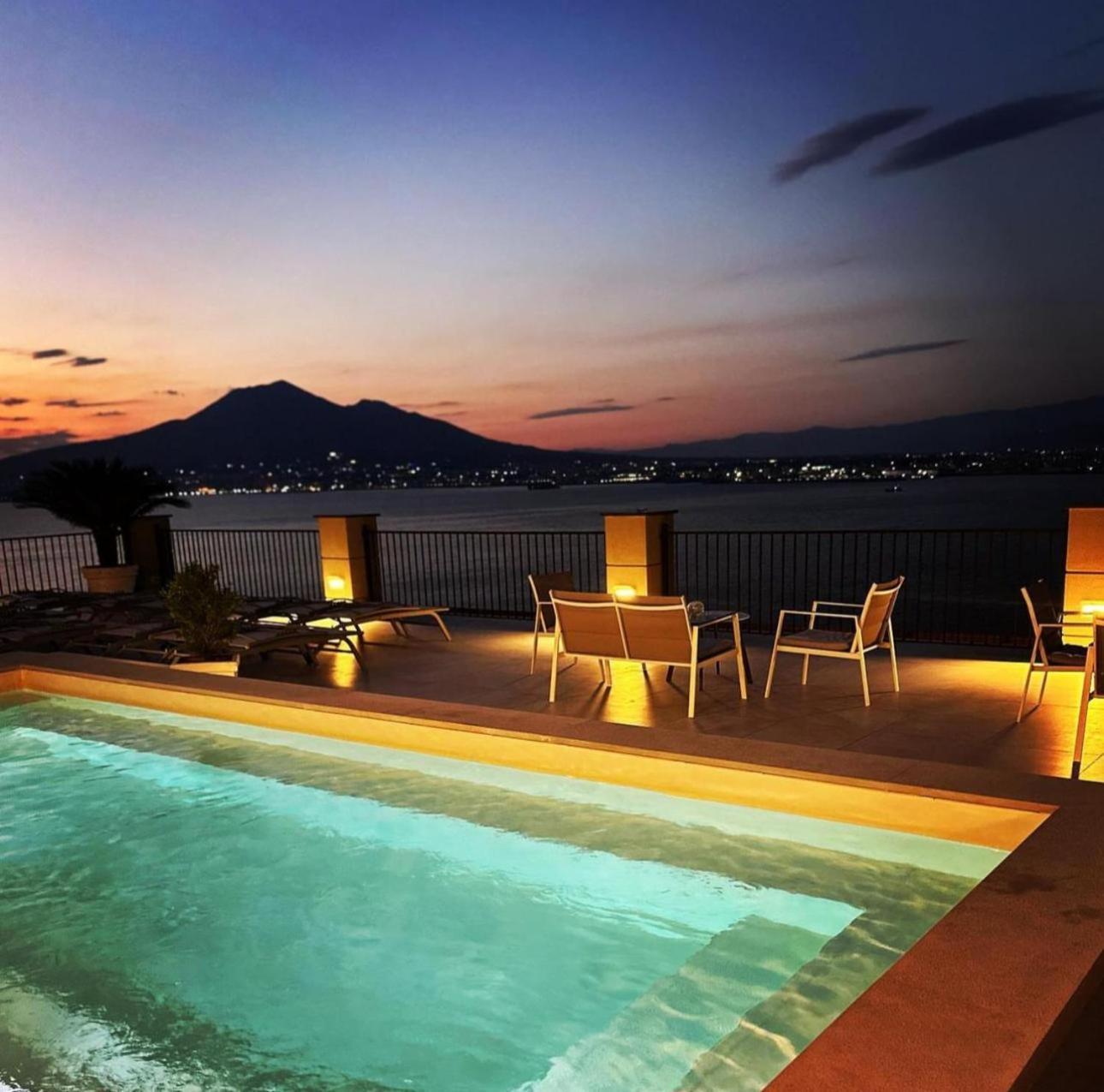 La Panoramica Hotel Castellammare di Stabia Buitenkant foto