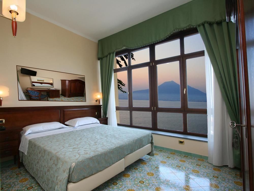 La Panoramica Hotel Castellammare di Stabia Buitenkant foto